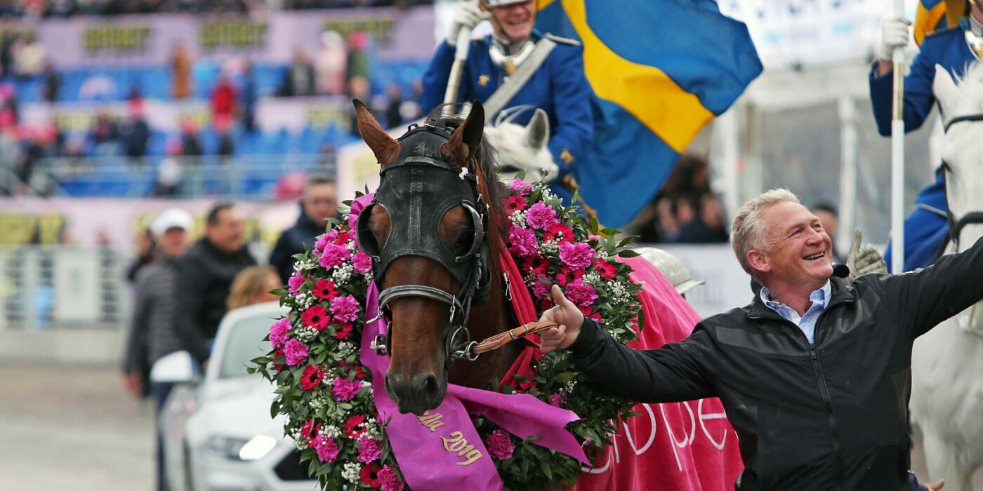 SVENSKT TRAVSPORT OCH ATG SLUTER SPONSORAVTAL