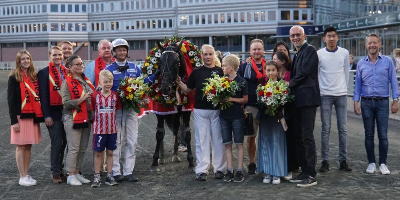 Solvalla och Svensk Travsport erbjuder gratis entré resten av 2021