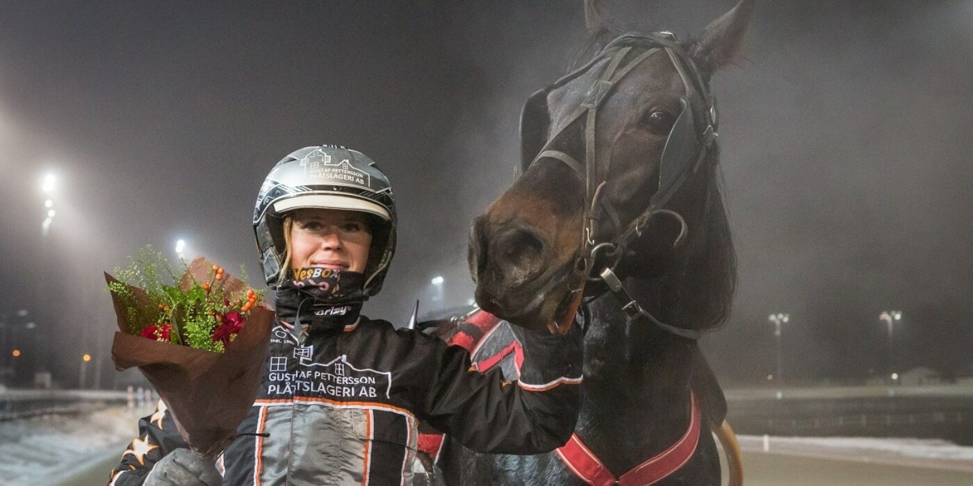 V86: Dubbel till kometen Emilia Leo