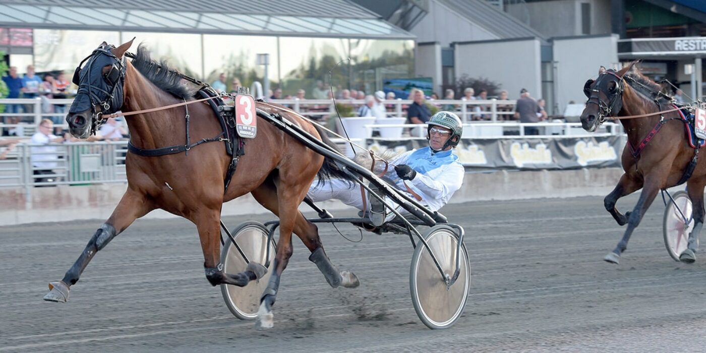 Nionde raka segern för superlöftet A Sweet Dance
